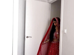 Innocent Desi babe gets rocked by the Indian husband