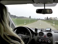 Grote mammen, Auto, Oudere vrouw, Hd, Leer, Masturbatie, Anaal likken, Vrouw