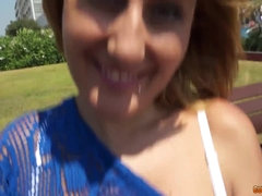 Amateur mommy from the street first porn video