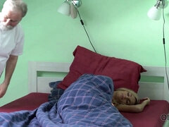 New morning starts for blonde and her old spouse with sex