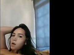 Hot asian girl masturbating to orgasm on the webcam