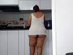 Victor Palmas: Jerking Off to Stepmom Brandy Palmas' Big Booty in the Kitchen