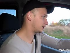 Pijpbeurt, Rondborstig, Auto, Hardcore, Hd, Rijpe lesbienne, Feest, Slet