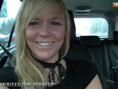 Amateur, Blonde, Sucer une bite, Voiture, Allemand, Hd, Fait maison, De plein air