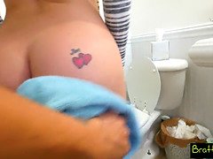 Cul, Grosse bite, Sucer une bite, Gorge profonde, Faciale, Hd, Seins naturels, Pov