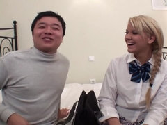 Blonde, Sucer une bite, Éjaculation interne, Hd, Interracial, Japonaise, Chatte, Jupe