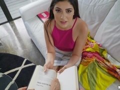 Cul, Gros cul, Sucer une bite, Brunette brune, Branlette thaïlandaise, Pov, Rasée, Adolescente