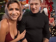 Roxie Sinner - Sneaky Xmas Sex