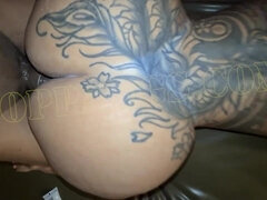 Gros cul, Gros seins, Plantureuse, Fait maison, Fille latino, Maman, Pov, Tatouage