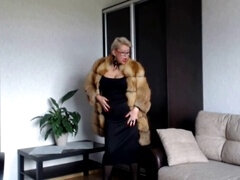 Dirty mature slut, fur coat sex, psycho