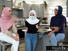 Naughty Muslim Girls Welcome Their Pal to the USA