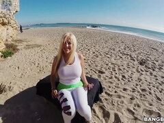 Plage, Gros cul, Grosse bite, Gros seins, Blonde, Hd, Pov, Jarretelles