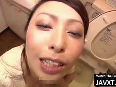 Asiatique, Sucer une bite, Japonaise, Maman, Sperme, Suçant, Toilettes, Épouse